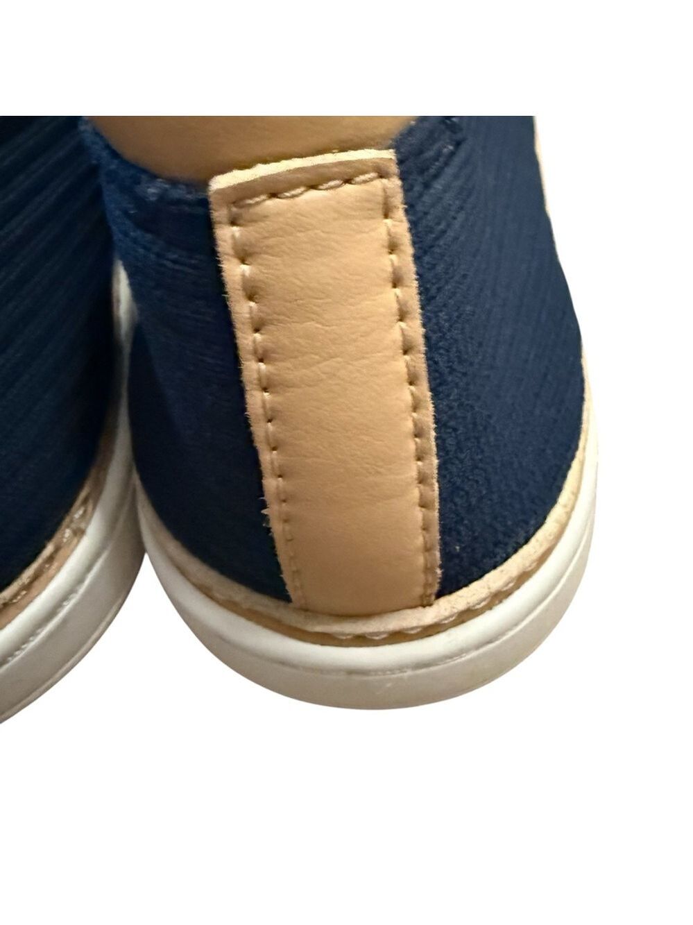 UGG Women's Sammy Slip On Sneaker Navy Blue Ribbed Knit Size 7 - Picture 9 of 10